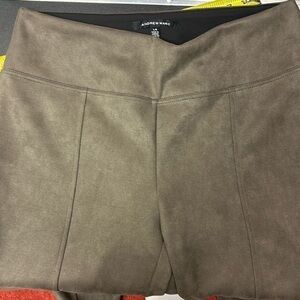 Andrew Marc size large